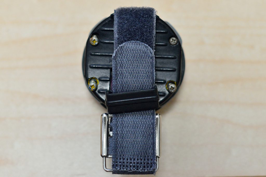 SUUNTO Solution α 電池交換 | マリンスケープ
